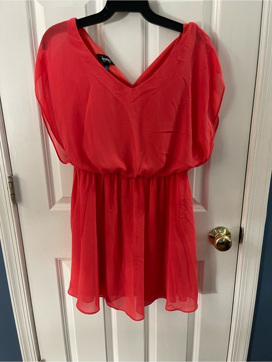 by & by Dresses & Skirts - by & by Coral V-Neck Chiffon Tunic